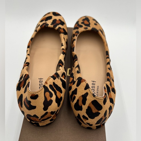 Jon Joseph - Maya Leopard Comb Flat Shoes - Picture 3 of 8